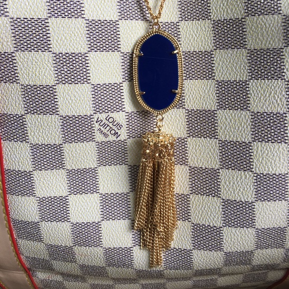 Jewelry - Blue faux stone necklace with tassel.